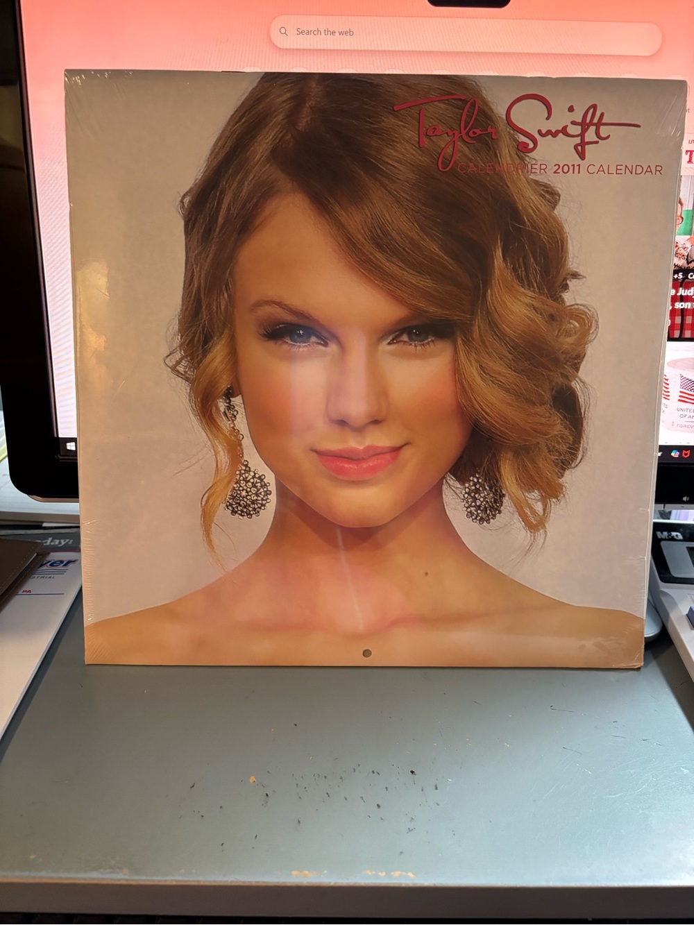 Taylor Swift 2011 Calendar Face Photo Unopened
